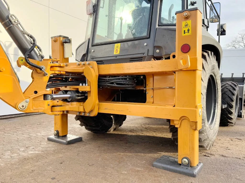 Case 570SV 4WD - 4/1 Bucket / Telescopic Boom / AC – Image 7