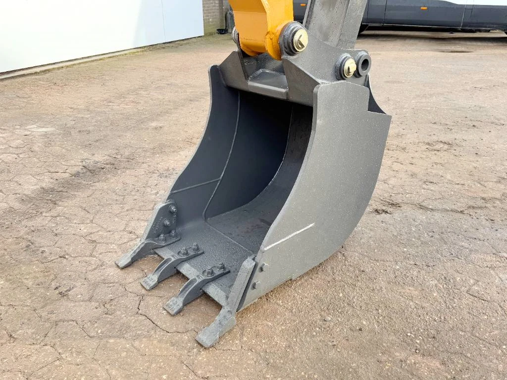 Case 570SV 4WD - 4/1 Bucket / Telescopic Boom / AC – Image 6