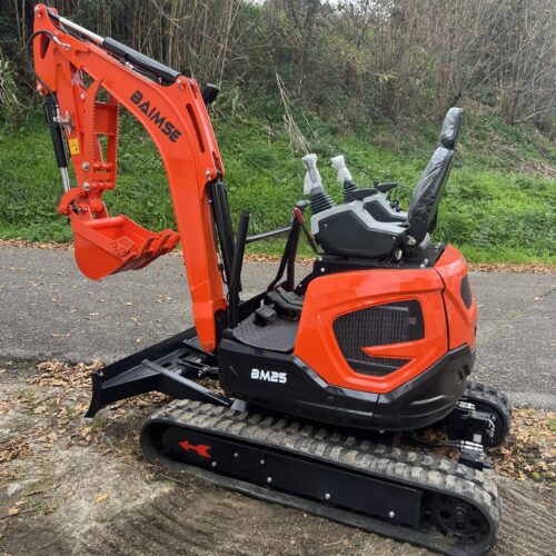 Mini Pelle Rotative 2,5T BAIMSE – Moteur Kubota D1105 | Puissance & Précision 360°