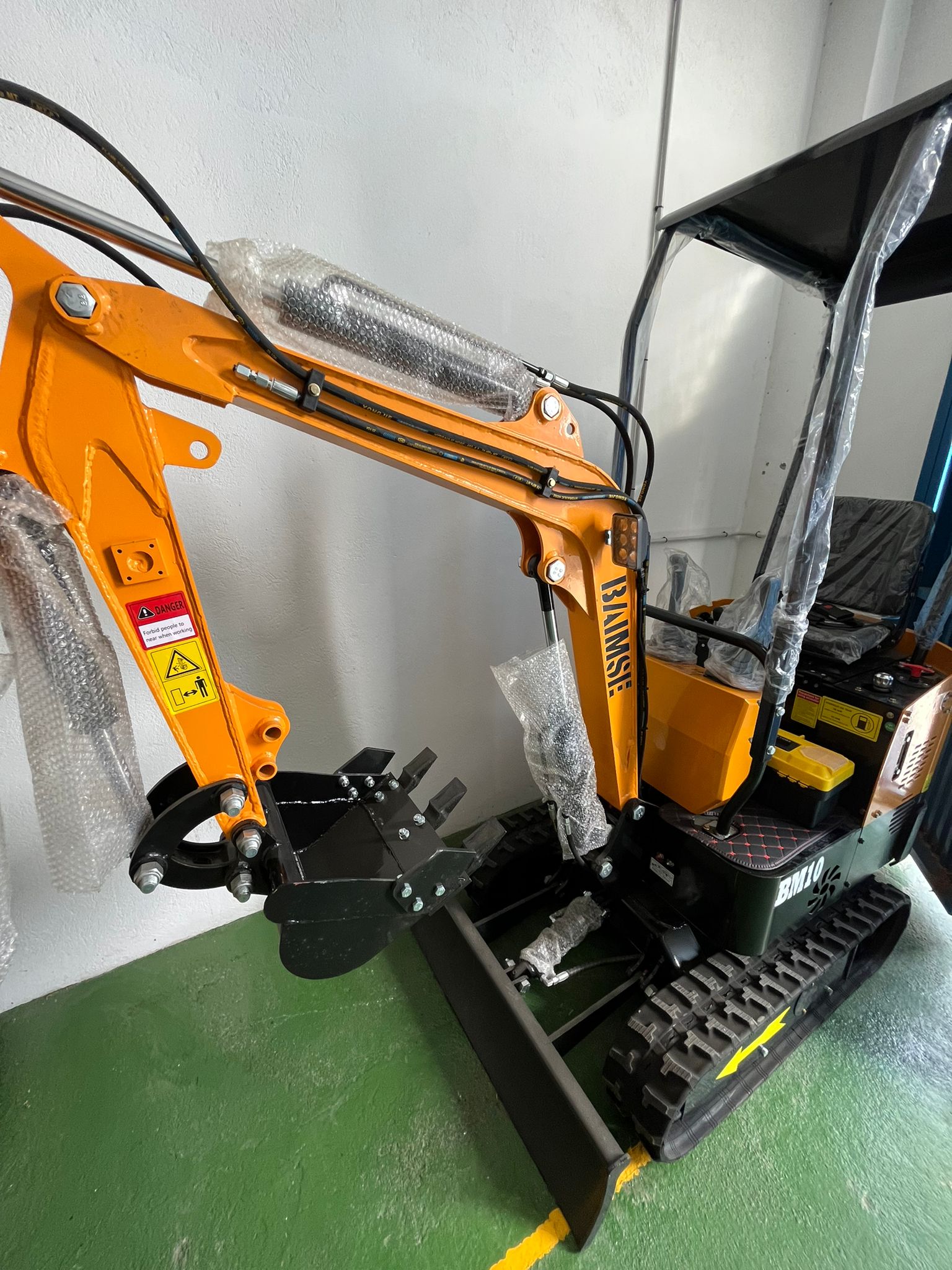 Mini Pelle Rotative 1T BAIMSE BM10 – Compacte, Maniable & Accès Étroit – Image 12