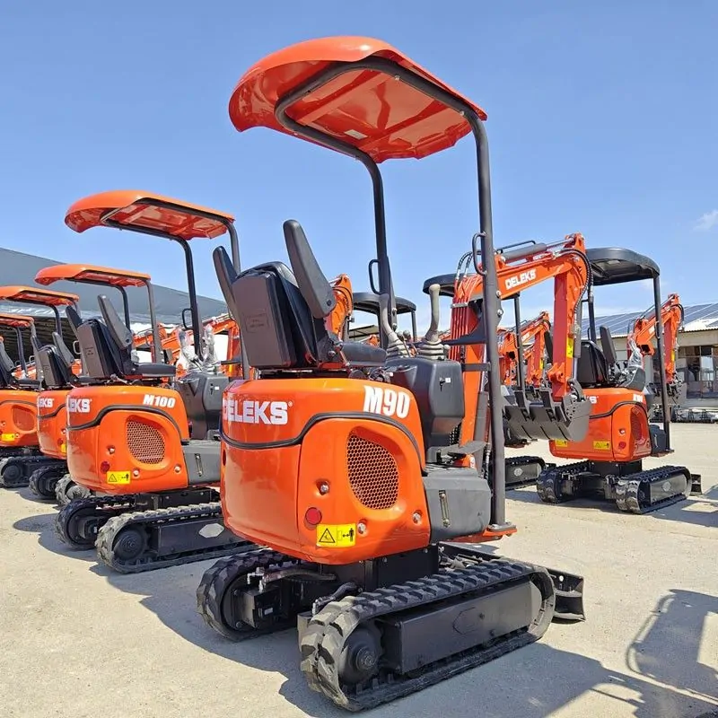 Mini Pelle DELEKS M90 – 700 kg | Moteur KOOP KD192 | Accès Étroit – Image 7
