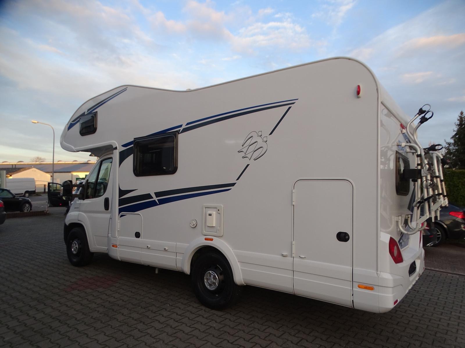 Camping-car Diesel Automatique 150 CV – 4 Couchages – Climatisation – Euro 6 – 2019 – Image 10