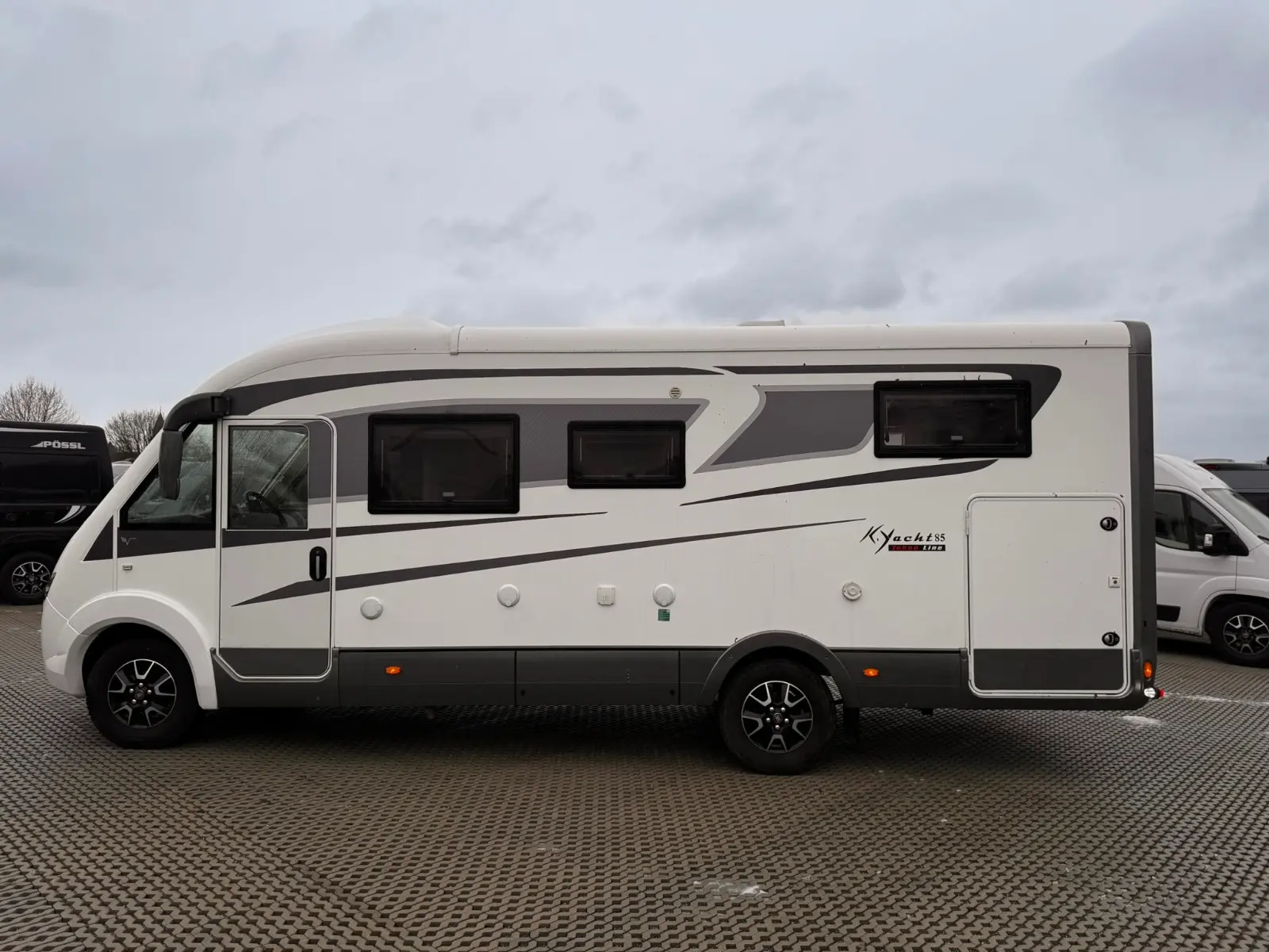 Camping-car Intégral Mobilvetta K-Yacht 85 Tekno Line – Fiat Ducato 177 ch Automatique – Batterie Lithium & Solaire – Image 6