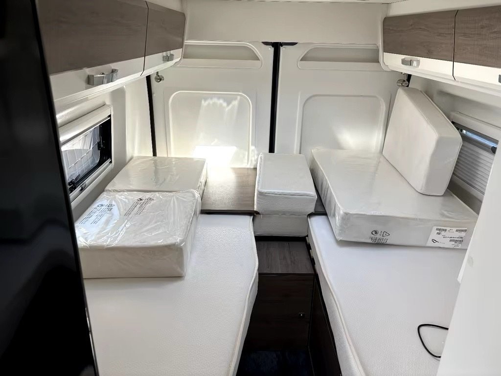 Mooveo VAN-63EB ULTRA-ALL-IN-ONE 230V / Climatisation / AHK – Image 10