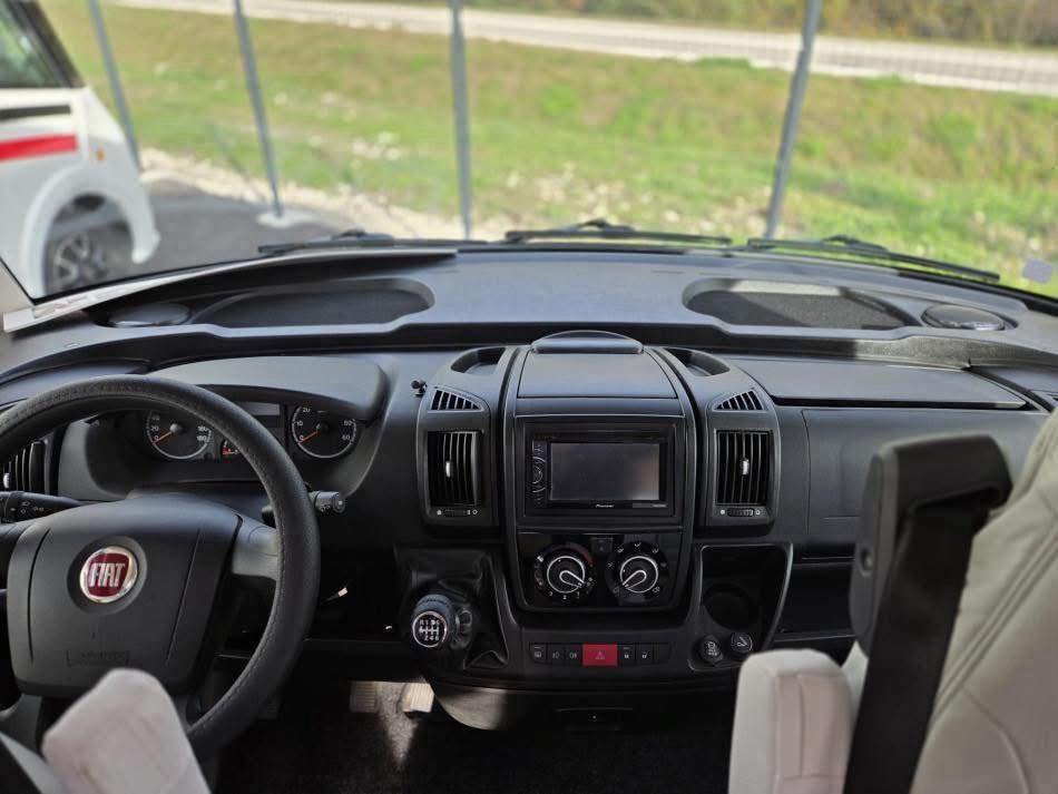 RAPIDO DFH 9000 SERIE 90DF – Image 5