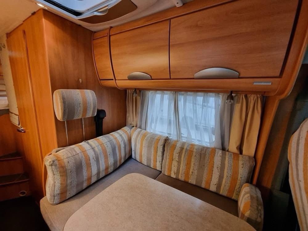 HYMER / ERIBA / HYMERCAR HYMER 514 GT, auvent Thule, réglage du niveau. – Image 5