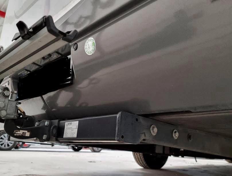 HYMER / ERIBA / HYMERCAR HYMER 514 GT, auvent Thule, réglage du niveau. – Image 13