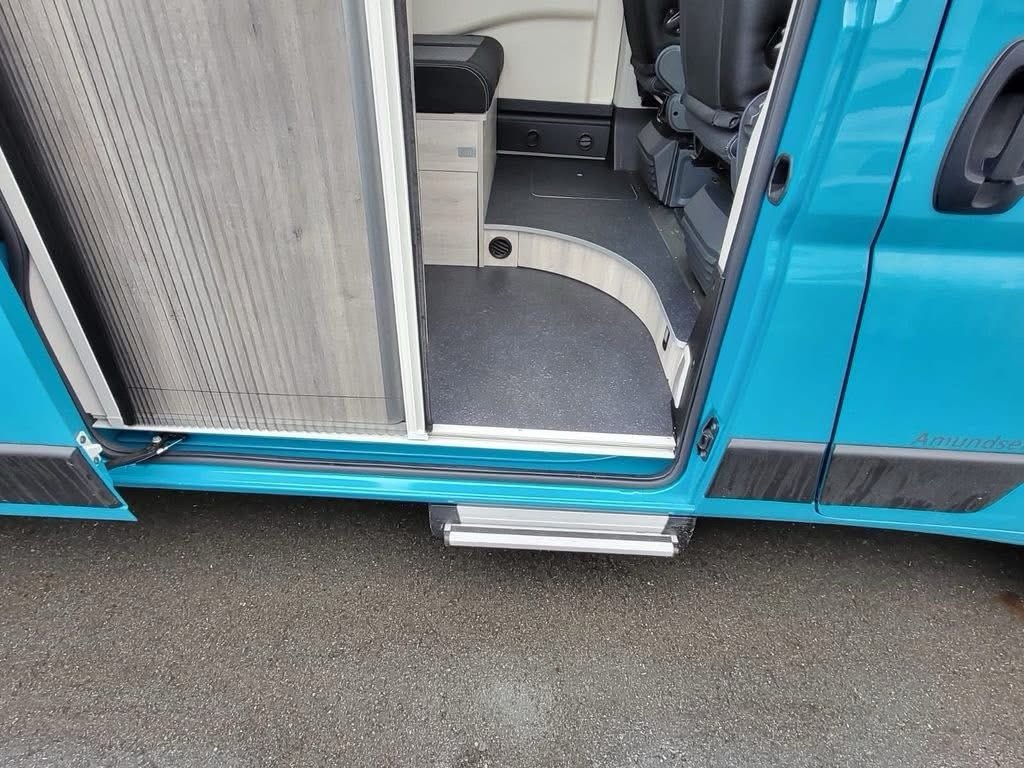 Westfalia Admundsen, TV, SAT, solaire, alarme, support F – Image 23